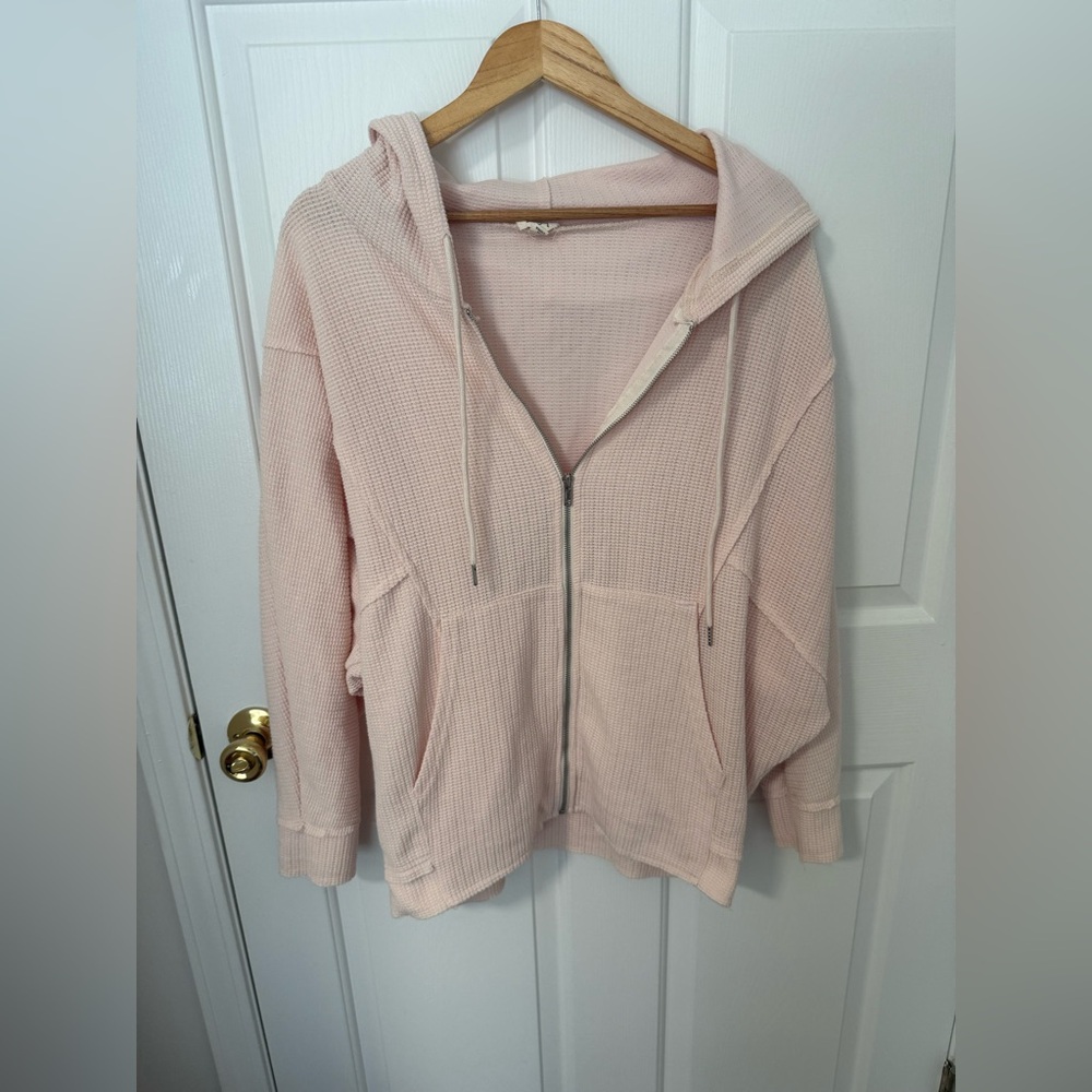 🌷 NWOT ‘POL’ Zip-Up Hoodie